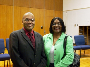 Organizer Isidro Gonzalez & Suzan